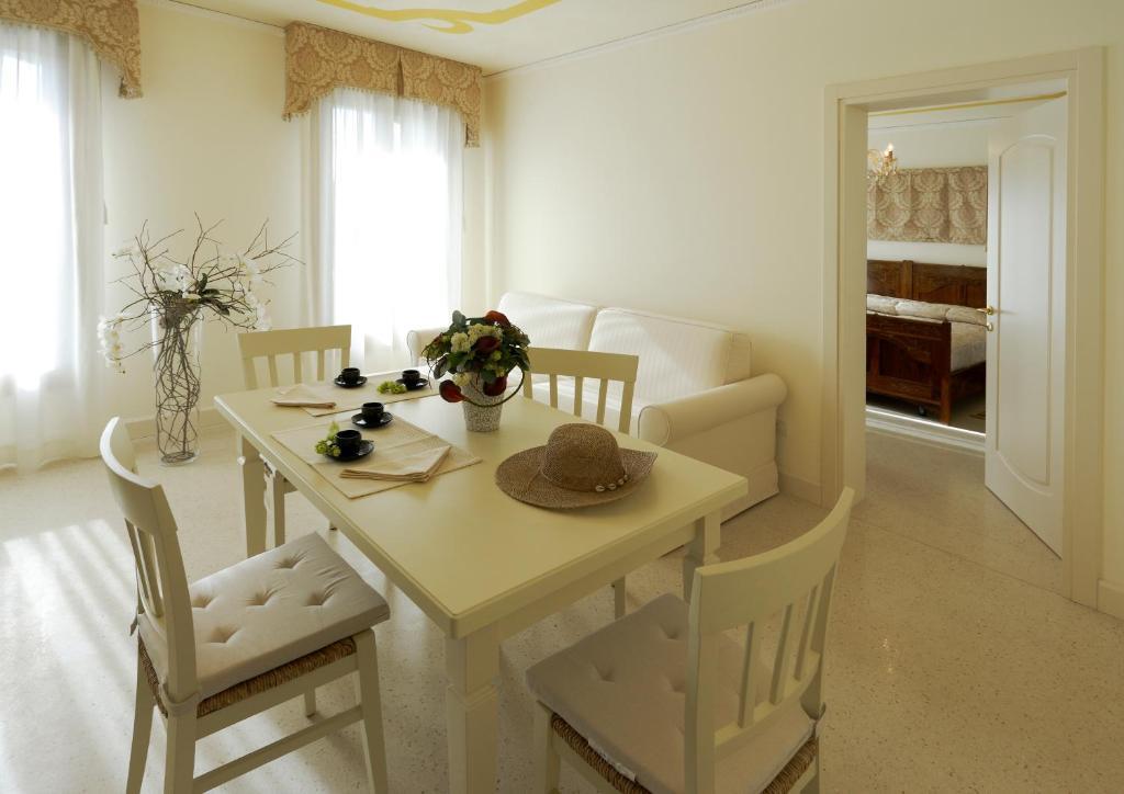 Barchessa Levi Morenos B&B Mira  Zimmer foto
