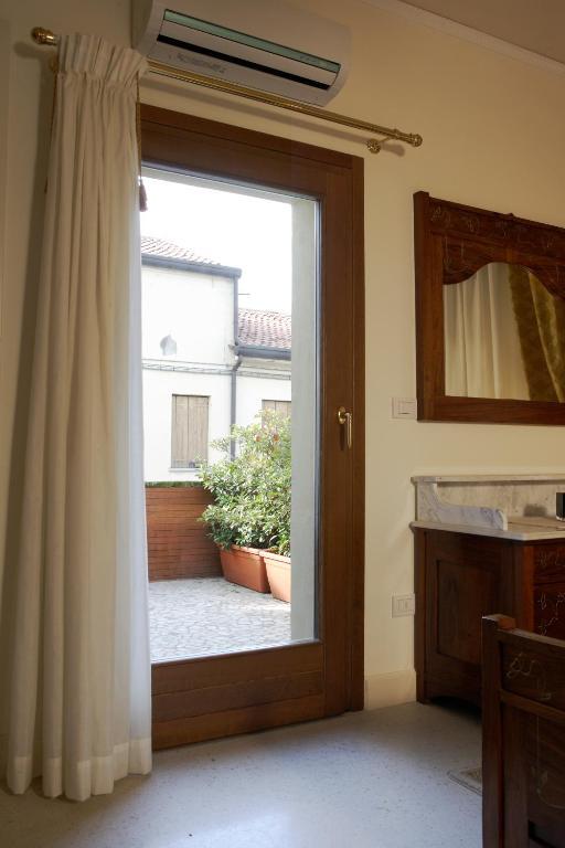 Barchessa Levi Morenos B&B Mira  Zimmer foto